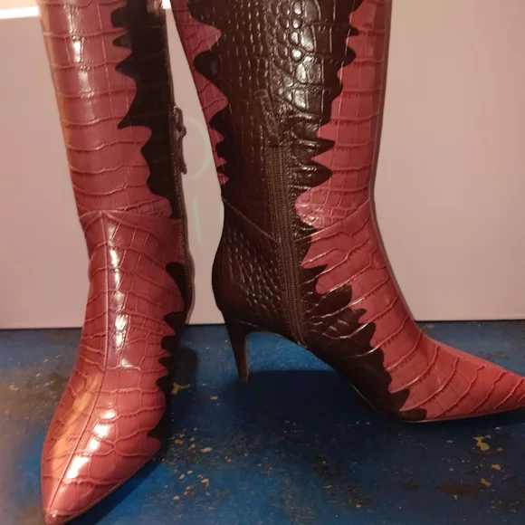 Louise et Cie Two-Tone Leather Heeled Boots - Picture 5 of 5